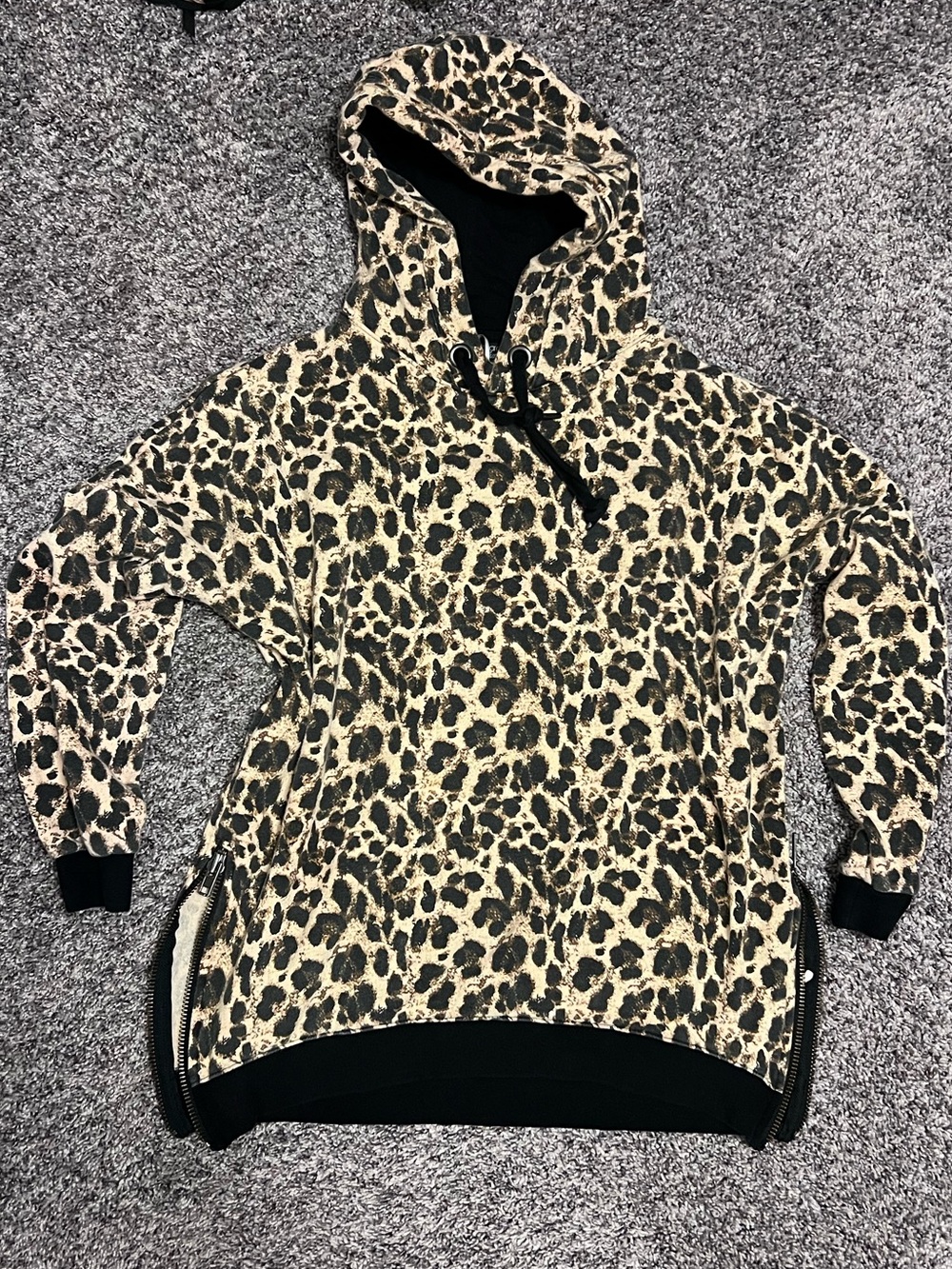 Leopard Print Hooded Sweatshirt in Beige and Black